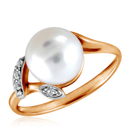 Кольцо с жемчугом и бриллиантами из золота