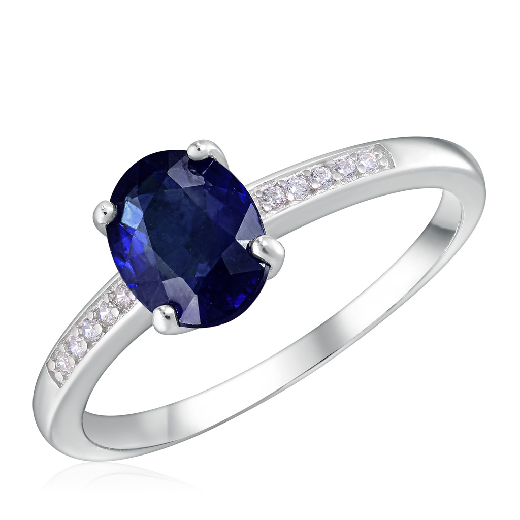 Серебряное кольцо с корундом