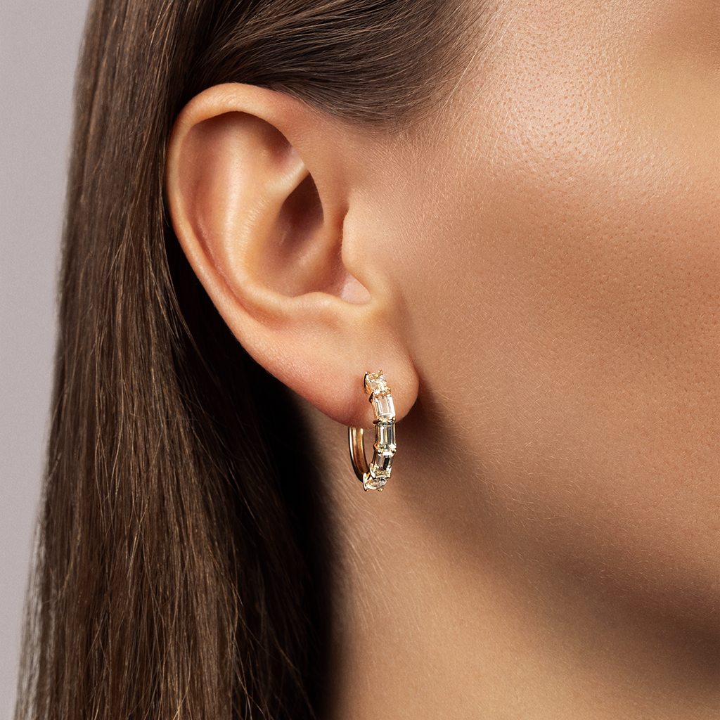 Конго из желтого золота с морганитом, аметистом.jpg Конго из желтого золота с морганитом, аметистом.jpg