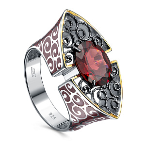 Кольцо из серебра с гранатом