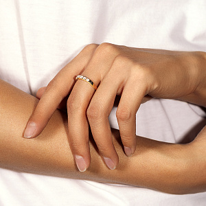 Кольцо из красного золота с бриллиантами