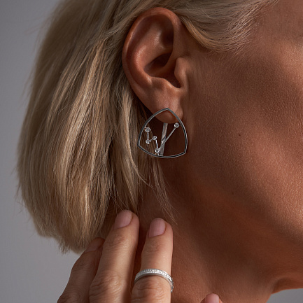 Серьги с английским замком из белого золота с бриллиантами