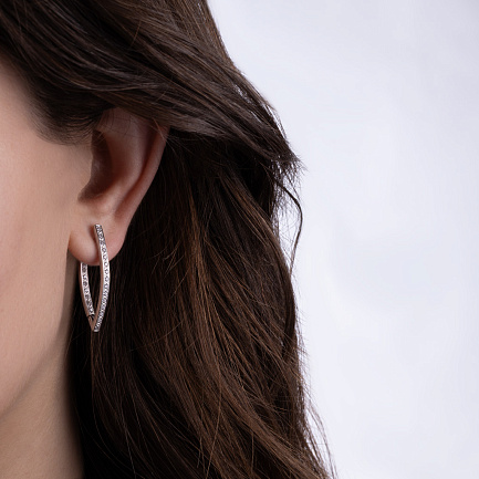 Серьги с английским замком из серебра с фианитом