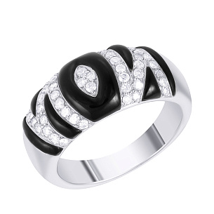 Кольцо из белого золота с ониксом