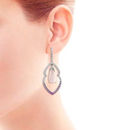 Серьги из белого золота с бриллиантами, сапфирами