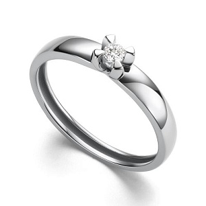 Кольцо из белого золота с бриллиантом