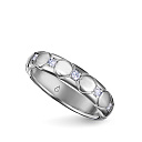 Кольцо обручальное из белого золота с бриллиантом