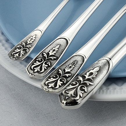 Набор из -х предметов