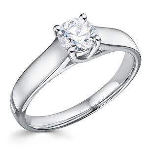 Кольцо из платины с бриллиантом