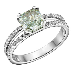 Кольцо из белого золота с бриллиантом