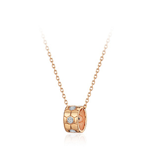 Колье из красного золота с бриллиантом