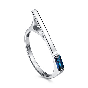 Кольцо из серебра с топазом