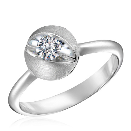 Кольцо из белого золота с бриллиантом