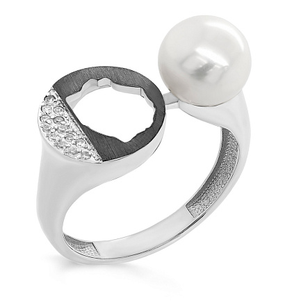 Кольцо из белого золота с бриллиантами, жемчугом