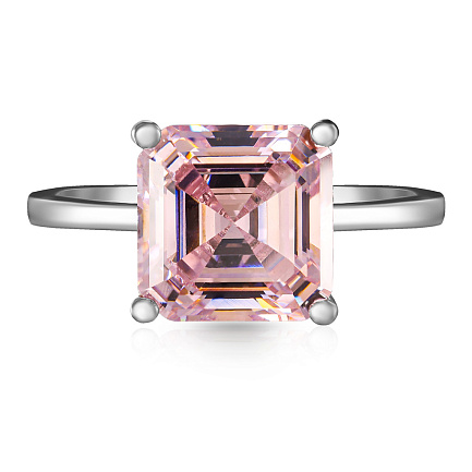 Кольцо из серебра с фианитом