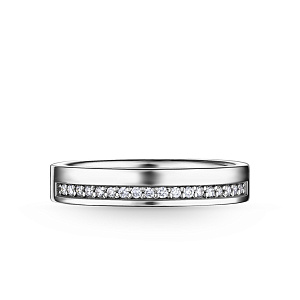 Кольцо обручальное из белого золота с бриллиантами