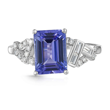 Кольцо из белого золота с бриллиантами, танзанитом