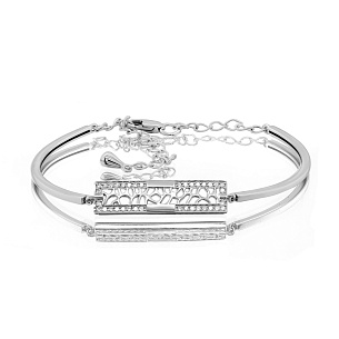 Браслет из белого золота с бриллиантом