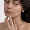Серьги с английским замком из желтого золота с фианитом