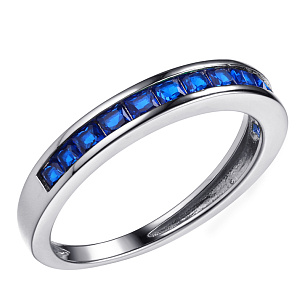 Кольцо из серебра с шпинелями