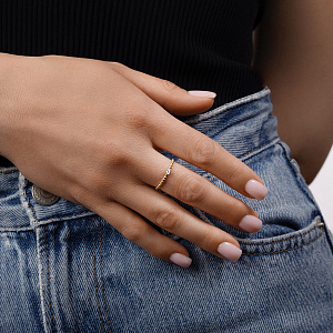 Кольцо из желтого золота с фианитом