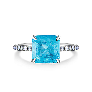 Кольцо из серебра с фианитом