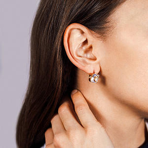 Серьги с английским замком из желтого золота с бриллиантами