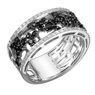 Кольцо из белого золота с бриллиантом