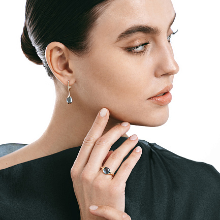 Серьги с английским замком из желтого золота с топазами