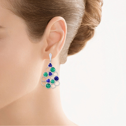 Серьги с английским замком из серебра с кианитом