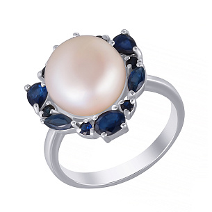 Кольцо из серебра с жемчугом и корундом