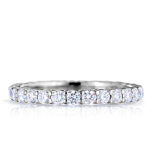 Обручальное кольцо из белого золота с бриллиантами