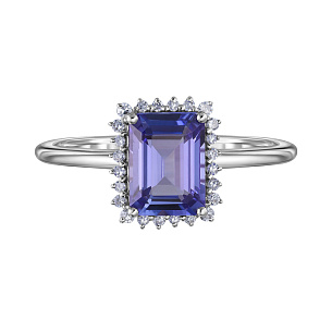 Кольцо из белого золота с танзанитом и бриллиантами