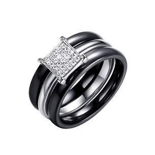 Кольцо из серебра с фианитом