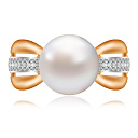 Кольцо из красного золота с жемчугом, фианитом