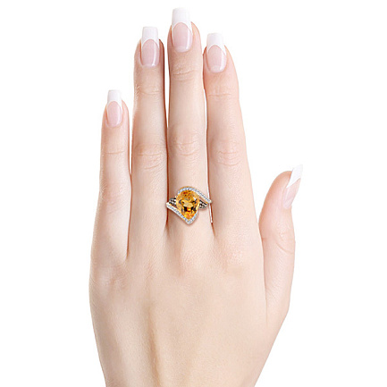 Кольцо из желтого золота с бриллиантами, цитрином
