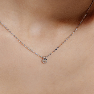 Колье из серебра с бриллиантом