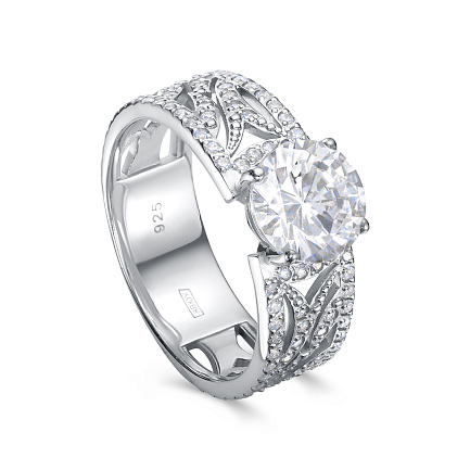 Кольцо из серебра с фианитами