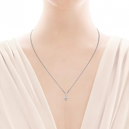 Подвеска из белого золота с бриллиантом