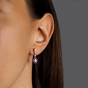 Пусеты из красного золота с бриллиантами и аметистами