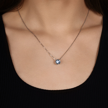 Колье из белого золота с бриллиантом, топазом, плетение якорное