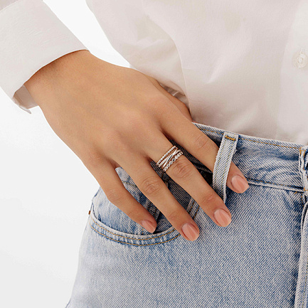 Кольцо из серебра с фианитами