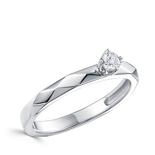 Кольцо из белого золота с бриллиантом