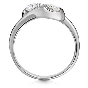 Кольцо из белого золота с бриллиантом