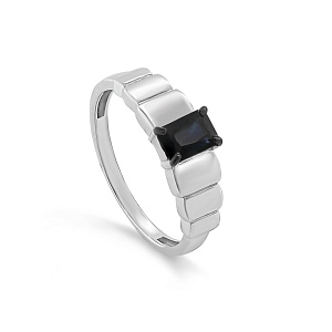 Кольцо из белого золота с сапфиром