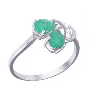 Кольцо из белого золота с бриллиантом