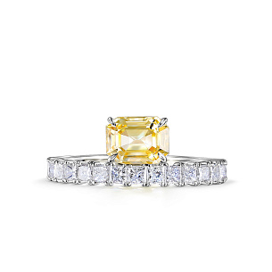 Кольцо из белого золота с сапфиром