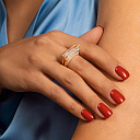 Кольцо из красного золота с бриллиантами, перламутром