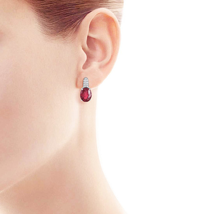 Серьги из серебра с корундом, фианитом