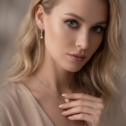 Серьги с английским замком из белого золота с бриллиантами